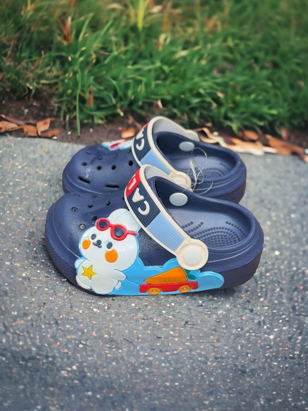Calx Çocuk Lacivert Renk Havuç Tavşan Figürlü Kaydırmaz Sandalet Crocs Terlik Calx Çocuk Lacivert Renk Havuç Tavşan Figürlü Kaydırmaz Sandalet Crocs Terlik