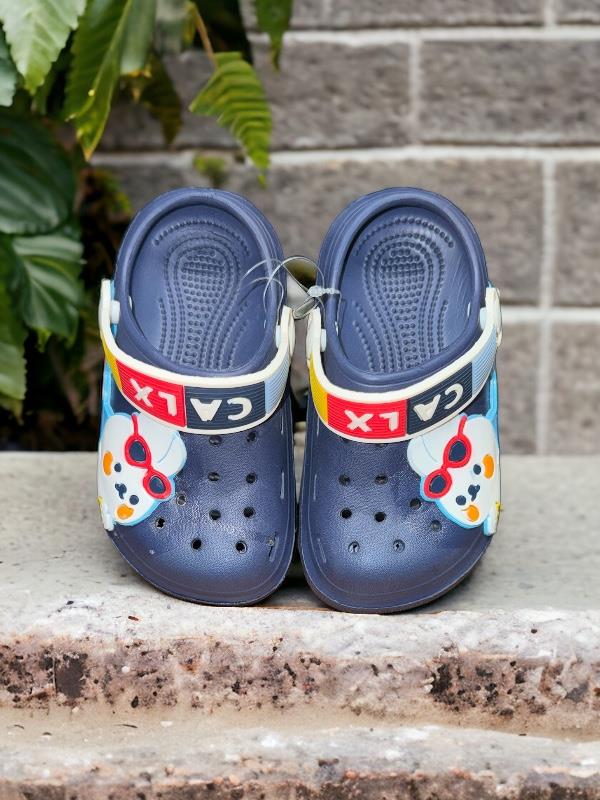 Calx Çocuk Lacivert Renk Havuç Tavşan Figürlü Kaydırmaz Sandalet Crocs Terlik Calx Çocuk Lacivert Renk Havuç Tavşan Figürlü Kaydırmaz Sandalet Crocs Terlik